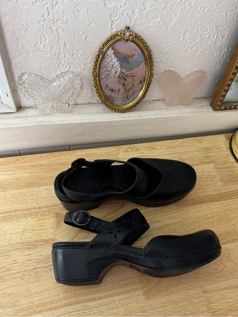 Dansko Black Leather Mary Jane Clog Sandals EU 40 Floral Cutout Comfort Shoes - Picture 7 of 15